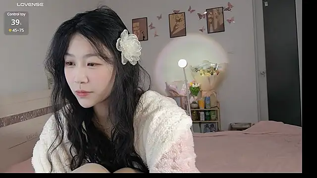 Luminous163 online show from 03-01-25, 07:41