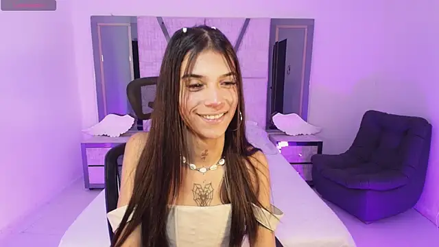 CoralRigan online show from 01-07-25, 08:24