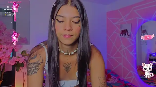 CoralRigan online show from 11-22-25, 03:38