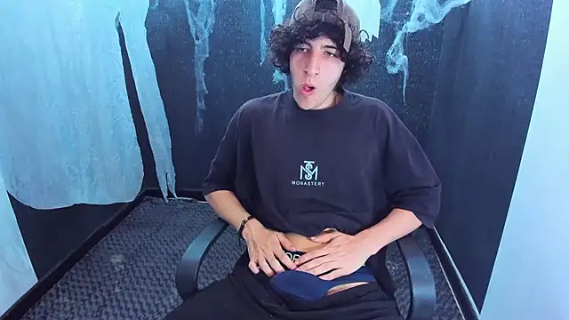 Kerverr  online show from 10-29-25, 02:52