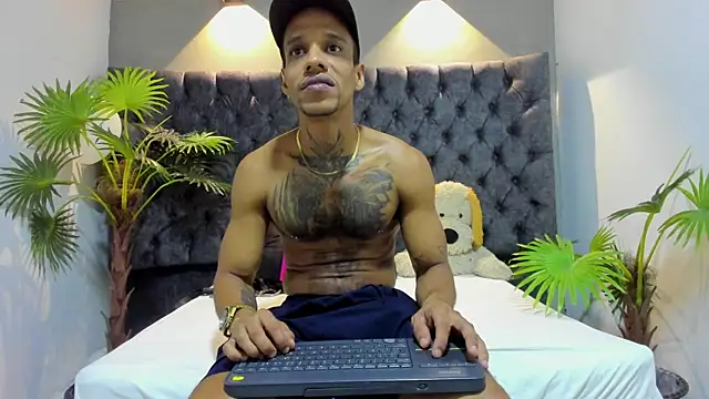 Salomon koude online show from 05-30-26, 02:25