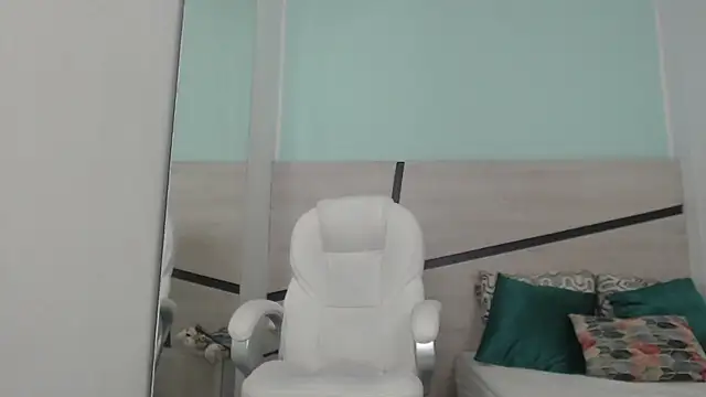 Snapshot of sussy_leon chatting on 12-13-24, 01:55 sussy leon online show from 12-13-24, 01:55