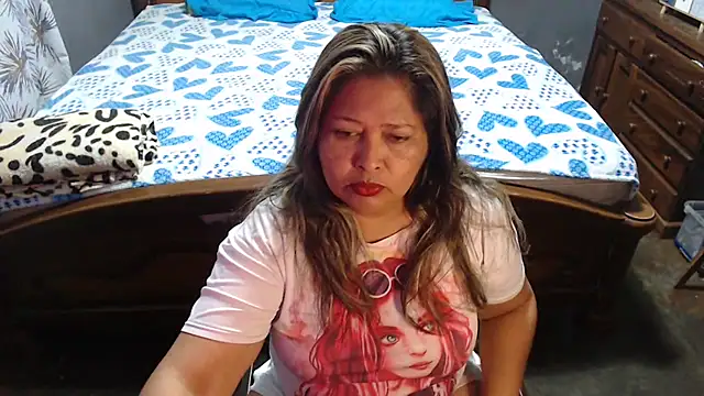 Snapshot of CANDYSWEET51 chatting on 02-25-25, 01:39 CANDYSWEET51 online show from 02-25-25, 01:39