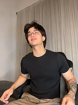 ajordanR online show from 04-18-26, 01:53