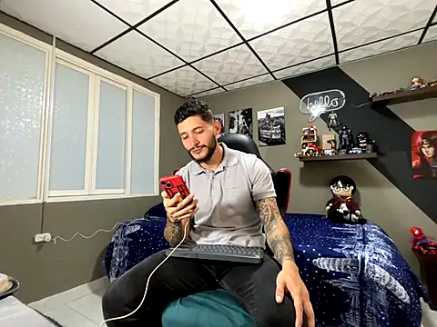 Snapshot of marcel_crawford96 chatting on 10-14-25, 04:30 marcel crawford96 online show from 10-14-25, 04:30