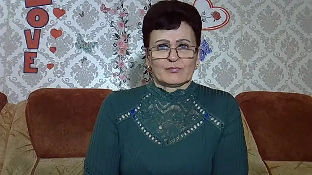 PaulaGolden online show from 03-09-26, 04:55