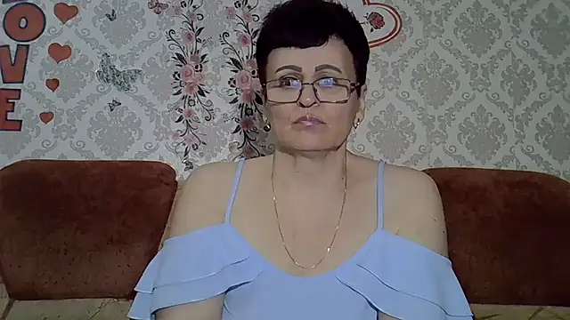 Snapshot of PaulaGolden chatting on 05-01-26, 07:18 PaulaGolden online show from 05-01-26, 07:18