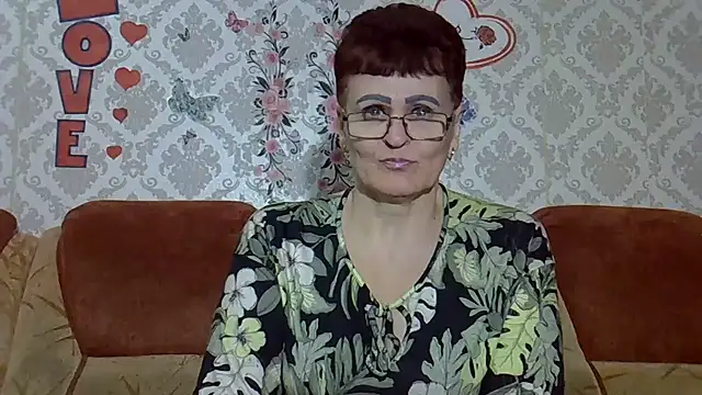 PaulaGolden online show from 06-19-26, 06:56