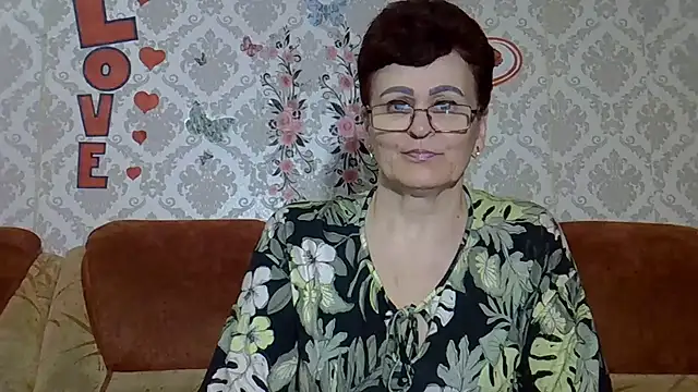 PaulaGolden online show from 07-04-26, 07:20