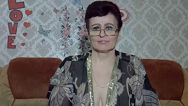 PaulaGolden online show from 07-28-26, 04:27