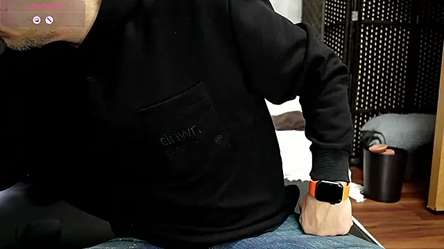 Snapshot of NETORARE_SECRET chatting on 02-07-26, 07:12 NETORARE SECRET online show from 02-07-26, 07:12