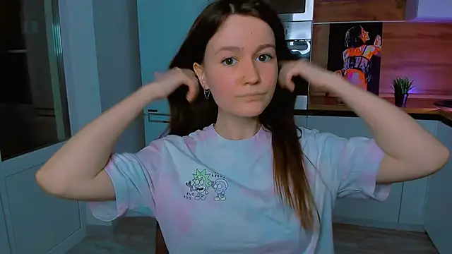 Snapshot of ameli_moon chatting on 02-28-25, 03:48 ameli moon online show from 02-28-25, 03:48