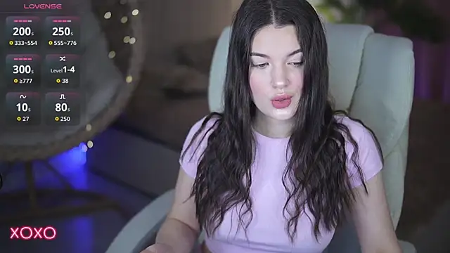 YourLolaBunny online show from 05-23-26, 06:07