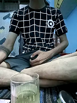 Snapshot of Shubu_76 chatting on 10-18-25, 02:51 Shubu 76 online show from 10-18-25, 02:51