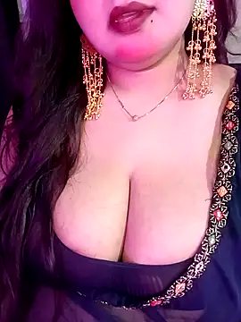 Suhanakhan00 online show from 04-29-26, 06:03
