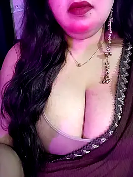 Suhanakhan00 online show from 05-05-26, 09:17