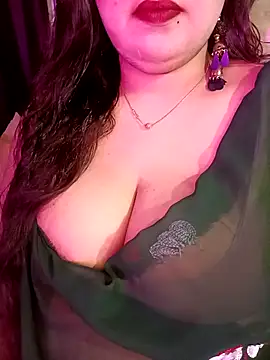 Suhanakhan00 online show from 05-13-26, 10:56