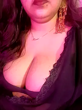 Suhanakhan00 online show from 05-23-26, 10:52