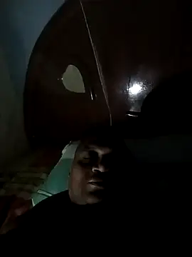 Snapshot of SongfulMeccano chatting on 03-19-26, 05:44 SongfulMeccano online show from 03-19-26, 05:44