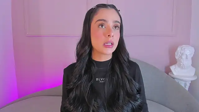 victoria milann online show from 12-05-25, 08:05