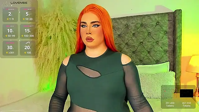 Snapshot of astridjonness chatting on 09-15-25, 02:22 astridjonness online show from 09-15-25, 02:22