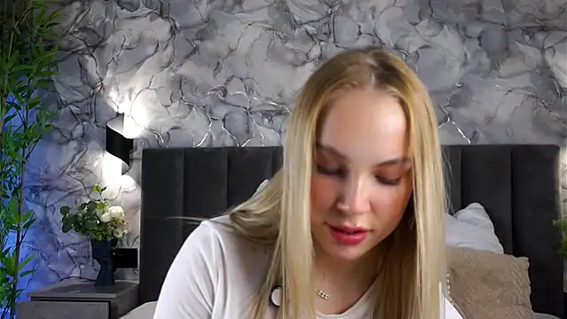 AftonConnett online show from 04-12-26, 02:05