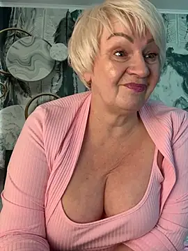 Snapshot of Laura_Millf chatting on 02-26-26, 11:42 Laura Millf online show from 02-26-26, 11:42