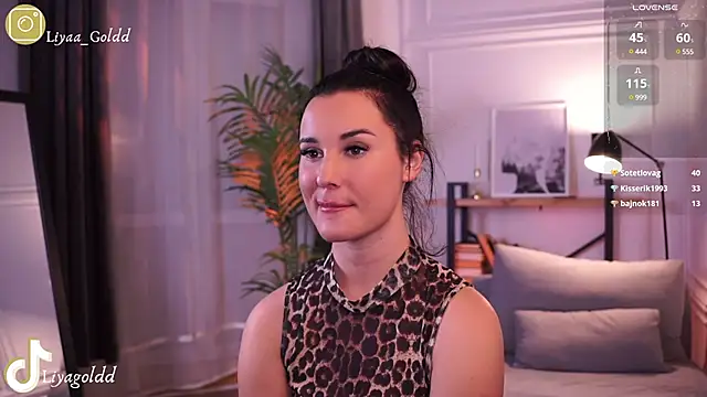 Snapshot of Liya_Gold_ chatting on 12-16-24, 08:26 Liya Gold  online show from 12-16-24, 08:26