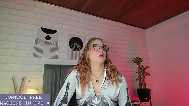 Lizzie-Evans online show from 07-28-26, 12:01