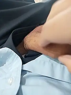 ptrz990 online show from 11-29-25, 01:36