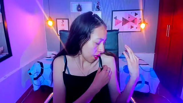 Snapshot of Valeria_roussi chatting on 12-04-24, 01:20 Valeria roussi online show from 12-04-24, 01:20