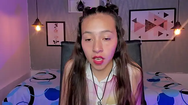 Snapshot of Valeria_roussi chatting on 12-17-24, 05:04 Valeria roussi online show from 12-17-24, 05:04