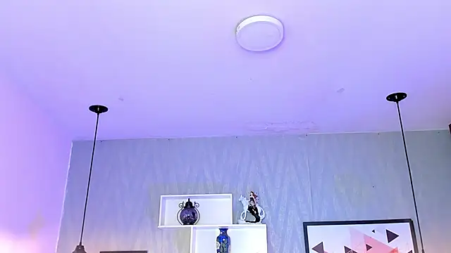 Snapshot of Valeria_roussi chatting on 12-19-24, 02:02 Valeria roussi online show from 12-19-24, 02:02