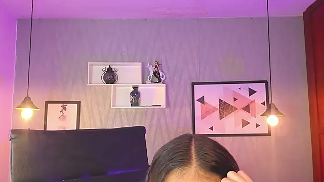 Snapshot of Valeria_roussi chatting on 01-09-25, 01:24 Valeria roussi online show from 01-09-25, 01:24