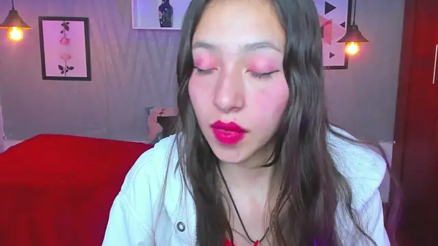 Snapshot of Valeria_roussi chatting on 01-16-25, 08:03 Valeria roussi online show from 01-16-25, 08:03