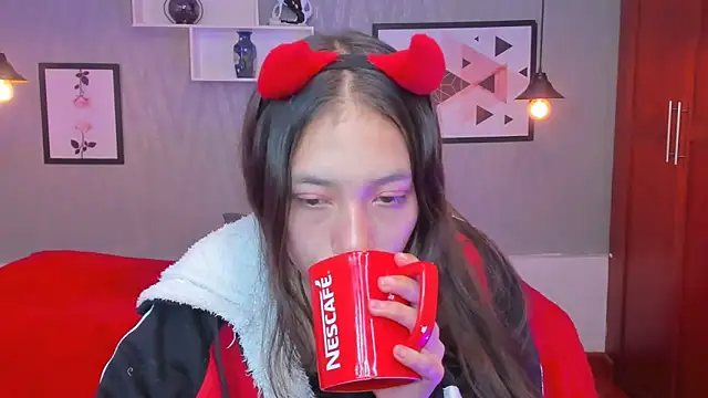 Snapshot of Valeria_roussi chatting on 01-24-25, 07:39 Valeria roussi online show from 01-24-25, 07:39