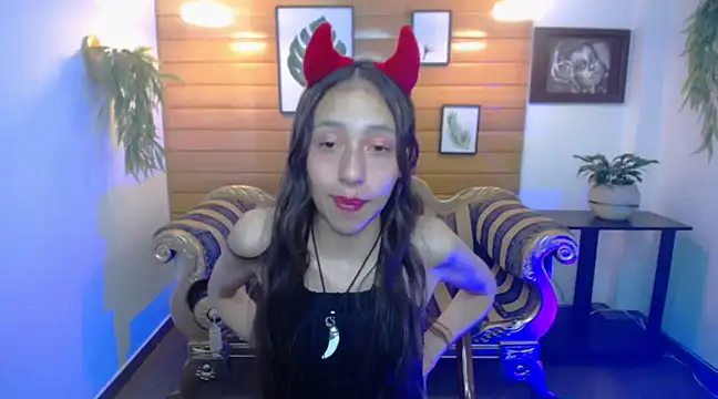 Snapshot of Valeria_roussi chatting on 02-14-25, 10:25 Valeria roussi online show from 02-14-25, 10:25