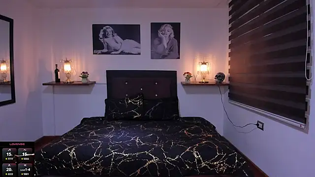 Snapshot of Valeria_roussi chatting on 10-08-25, 01:53 Valeria roussi online show from 10-08-25, 01:53