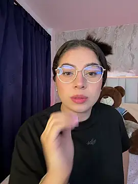 IsabellaAnngel online show from 07-16-26, 02:06