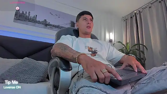 Damian23   online show from 03-15-26, 10:10