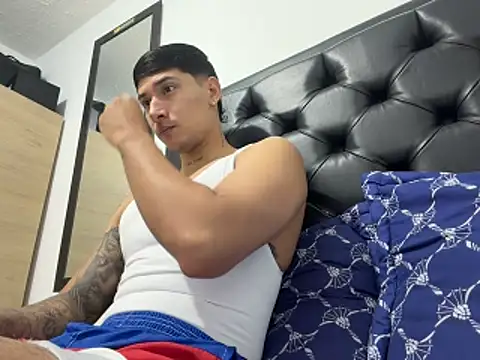 Damian23   online show from 04-22-26, 01:30