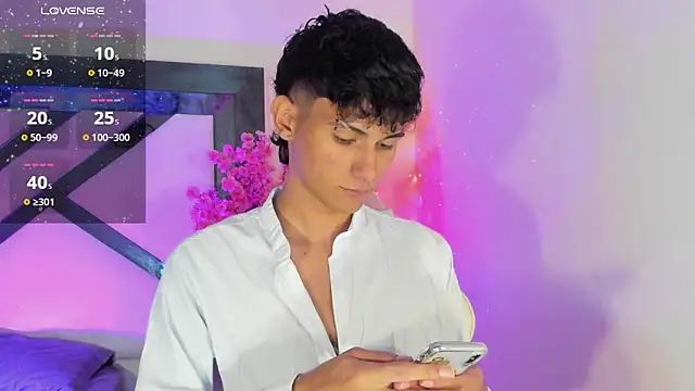 Snapshot of Alexx_tc chatting on 01-09-25, 04:30 Alexx tc online show from 01-09-25, 04:30