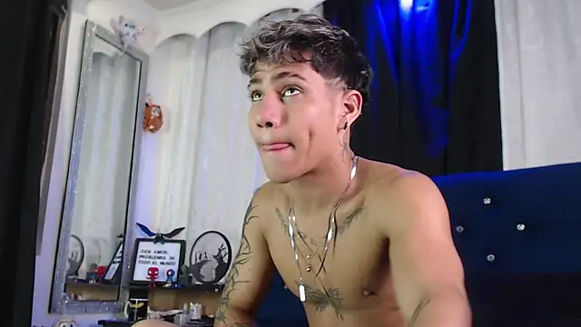 Sexys Boys Hot1 online show from 07-14-26, 02:05