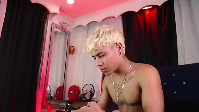 Sexys Boys Hot1 online show from 07-28-26, 01:23
