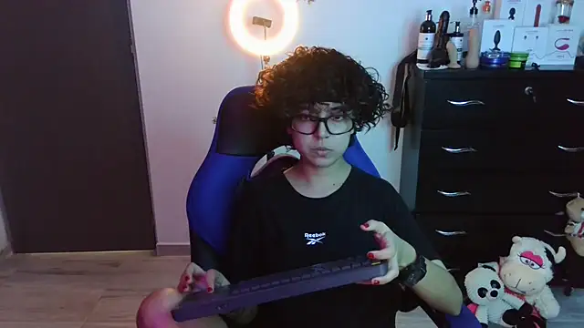 thomascooper7 online show from 10-15-25, 07:58