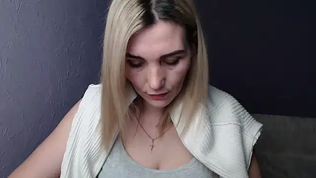  sexy lady online show from 02-17-25, 07:53