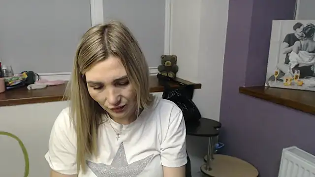  sexy lady online show from 11-09-25, 10:35