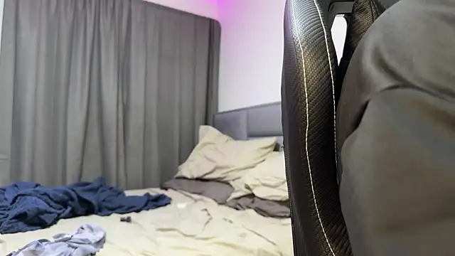 dereckbrownn online show from 04-22-26, 03:09