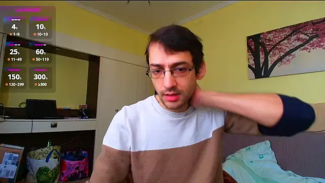 Snapshot of HungEddy chatting on 01-18-26, 09:46 HungEddy online show from 01-18-26, 09:46