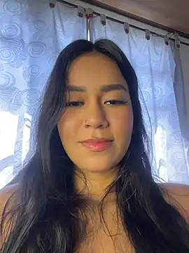 Snapshot of ALANAH_KITTY chatting on 07-24-26, 02:48 ALANAH KITTY online show from 07-24-26, 02:48